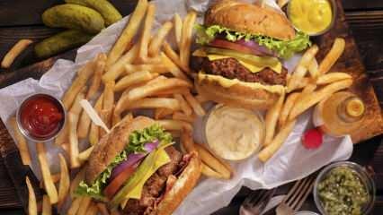 Dışarıdan yemek ve hazır gıdalar v&uuml;cut dengesini bozuyor!