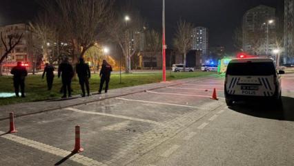 &lsquo;Laf atma&rsquo; meselesinde kan aktı: 4 yaralı