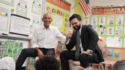 Mamdani ve Obama &ccedil;ocuklarla birlikte şarkı s&ouml;yledi