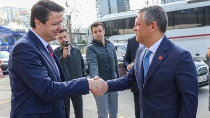 &Ouml;zg&uuml;r &Ouml;zel'den Saadet Partisi'ne ziyaret!