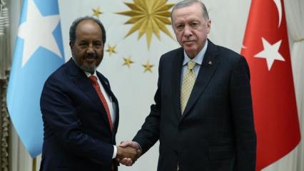 Somali Cumhurbaşkanı Mahmud T&uuml;rkiye'ye geliyor!