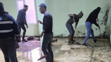 Yer: Şırnak! Camide kahreden g&ouml;r&uuml;nt&uuml;: Vatandaş akın etti 