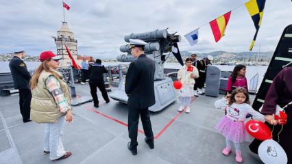 23 Nisan&rsquo;da askeri gemiler ziyarete a&ccedil;ıldı