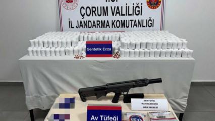 &Ccedil;orum&rsquo;da dev zehir operasyonu: Bağ evinden on binlerce uyuşturucu hap &ccedil;ıktı!