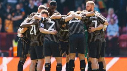 Acun Ilıcalı'ya b&uuml;y&uuml;k şok! Bitime 1 hafta kala Premier Lig şanslarını zora soktular