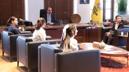 Başkan Altay, &Ccedil;ocuk Meclisi ve Gen&ccedil;lik Meclisi &uuml;yeleriyle bir araya geldi