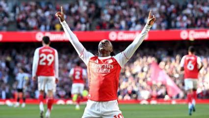 Arsenal hata yapmadı! Tek golle liderliği geri aldı