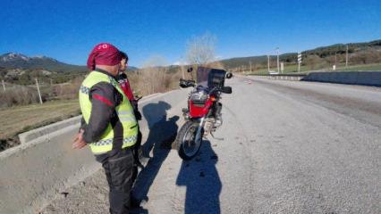 Bolu&rsquo;da motosikletler peş peşe kaza yaptı: 2 yaralı