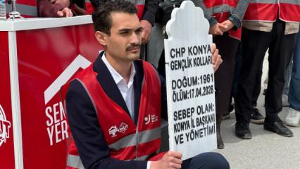 CHP'li gen&ccedil;lerden mezar taşlı eylem: 'Demokrasiye karşı' deyip istifa istediler
