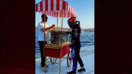 Formula 1 pilotu Tsunoda&rsquo;dan İstanbul&rsquo;da simit keyfi