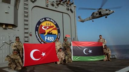 MSB Libya'daki nefes kesen &ouml;zel kuvvetler tatbikatının g&ouml;r&uuml;nt&uuml;lerini paylaştı