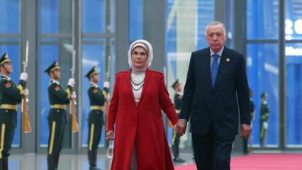 &Ouml;nce yoldaş sonra yol