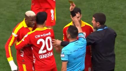 Osimhen'den hakeme g&ouml;r&uuml;lmemiş tepki! Takım arkadaşları araya girdi