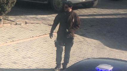 G&uuml;listan Doku dosyasında şok detay! Eski valinin oğlundan kamuflajlı silahlı fotoğraf