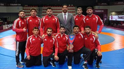 Rekor kıran şampiyon g&uuml;reş&ccedil;imiz Rıza Kayaalp ve Grekoromen Milli Takımı T&uuml;rkiye'de