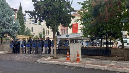 Son dakika: Bir belediyeye daha operasyon! Eski AK Partili başkan da g&ouml;zaltına alındı...