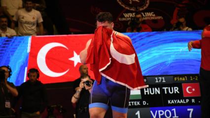 Tarihi zafer sonrası Rıza Kayaalp'tan duygusal s&ouml;zler! Kızının ettiği duayı a&ccedil;ıkladı