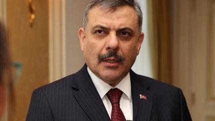 İ&ccedil;işleri Bakanı &Ccedil;ift&ccedil;i'den d&uuml;zensiz g&ouml;&ccedil; mesajı: T&uuml;rkiye &ouml;rnek &uuml;lke konumunda!