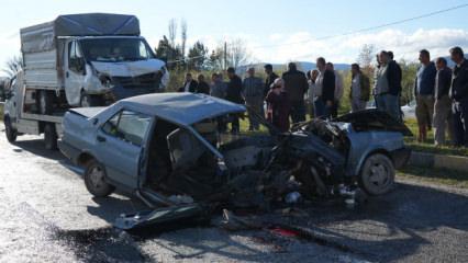Kastamonu'da Tofaş'ın ikiye b&ouml;l&uuml;nd&uuml;ğ&uuml; feci kazanın g&ouml;r&uuml;nt&uuml;leri ortaya &ccedil;ıktı