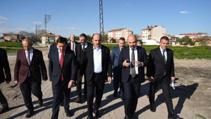 Ak&ccedil;eşme Kentsel D&ouml;n&uuml;ş&uuml;m Alanı ve Kadınlar Pazarı&rsquo;nda inceleme yapıldı 