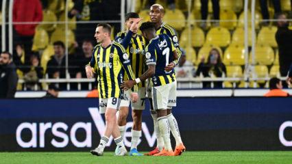 Anderson Talisca hat-trick yaptı! Fenerbah&ccedil;e Başakşehir'i devirdi