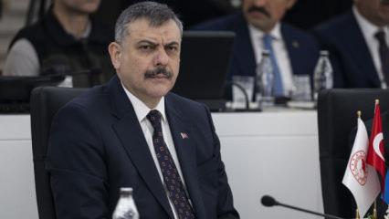 Bakan &Ccedil;ift&ccedil;i'den orman yangınlarıyla m&uuml;cadele konusunda a&ccedil;ıklama