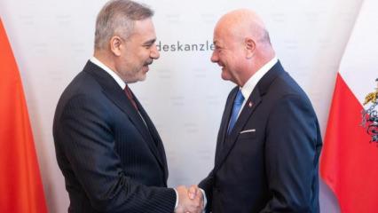 Bakan Fidan, Avusturya Başbakanı Stocker ile g&ouml;r&uuml;şt&uuml;