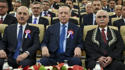 Cumhurbaşkanı Erdoğan, AYM'de t&ouml;rene katıldı