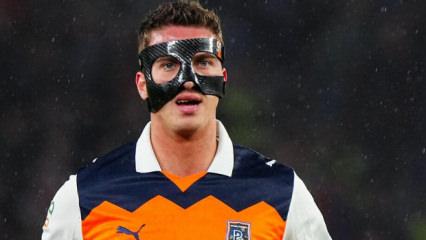 Icardi d&ouml;nemi bitiyor! Osimhen'in arkasına 'maskeli' golc&uuml;