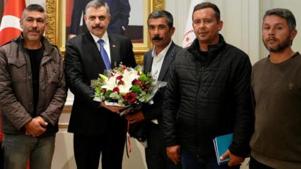 Maden iş&ccedil;ilerinden İ&ccedil;işleri Bakanı &Ccedil;ift&ccedil;i'ye teşekk&uuml;r ziyareti