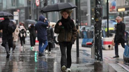 Meteoroloji yeni harita yayımladı: D&ouml;rt b&ouml;lgede g&ouml;k g&uuml;r&uuml;lt&uuml;l&uuml; sağanak yağış!