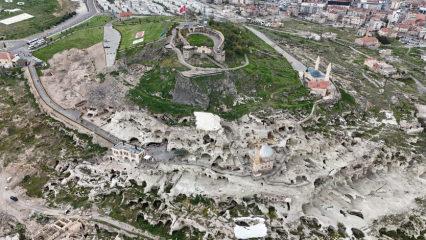 Minyat&uuml;r Kapadokya deniyordu, şimdi adı da aynı oldu