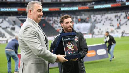 TFF'den ma&ccedil; &ouml;ncesi Orkun K&ouml;k&ccedil;&uuml;'ye &ouml;d&uuml;l! En g&uuml;zel gol se&ccedil;ildi