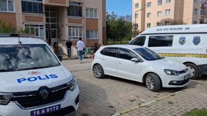 52 yaşındaki adam evde &ouml;l&uuml; bulundu!