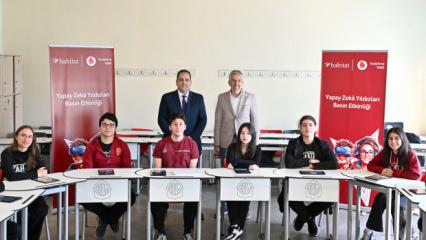 Yapay Zek&acirc; Yıldızları'nda yeni hedef  100 bin &ouml;ğrenciye ulaşmak