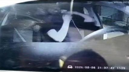 İnsanlıktan &ccedil;ıkan caniler taksicinin boğazına ip ge&ccedil;irip gasp etti!