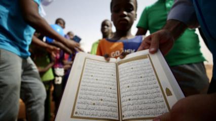 'Bir Kurban Bir Kur&rsquo;an' seferberliği:  19 &uuml;lkede 42 bin Mushaf dağıtılacak!