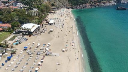 Alanya&rsquo;da erken yaz hareketliliği: Kleopatra Plajı ziyaret&ccedil;i akınına uğradı