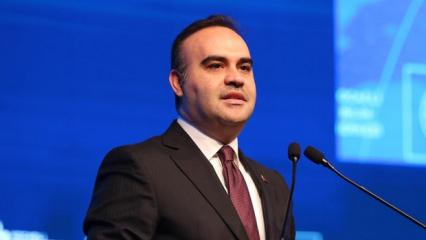 Bakan Kacır, SAHA 2026 kapsamındaki ikili g&ouml;r&uuml;şmelerini değerlendirdi