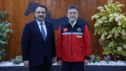 Bakan Yumaklı'dan gen&ccedil;lere hibe desteği m&uuml;jdesi: Bir g&uuml;zel haber de &ccedil;ift&ccedil;ilere