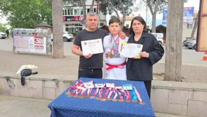CHP'li başkanın &ouml;n&uuml;n&uuml; kestiği milli sporcu i&ccedil;in Bakan Bak devreye girdi