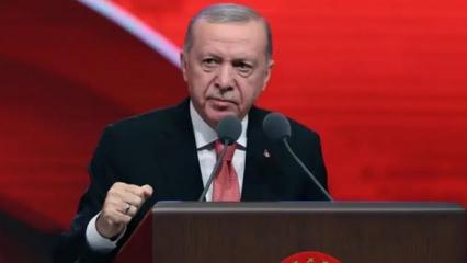Cumhurbaşkanı Erdoğan'dan 1. Lig'e y&uuml;kselen takıma tebrik