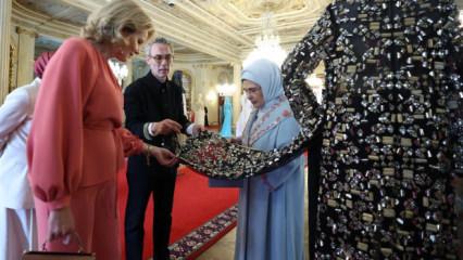 Emine Erdoğan, Bel&ccedil;ika Krali&ccedil;esi Mathilde'yle bir araya geldi