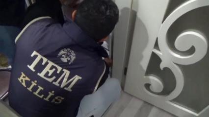 Firari FET&Ouml; h&uuml;k&uuml;ml&uuml;s&uuml; banyodaki gizli b&ouml;lmede yakalandı