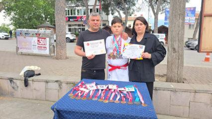 Kuyucak'ta skandal iddia! CHP'li Başkan &ouml;fkesini 13 yaşındaki milli sporcudan &ccedil;ıkardı