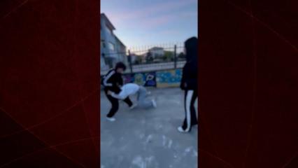 Samsun'daki akran zorbalığı pes dedirtti! Kız &ouml;ğrenciye tekme ve tokatlı saldırı