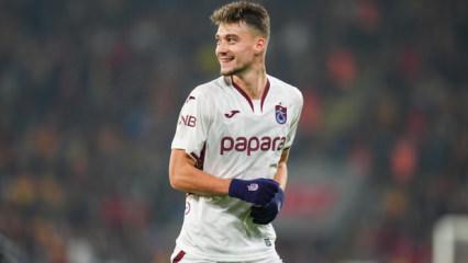 S&uuml;renin bitmesine saatler kaldı! Son d&uuml;d&uuml;k &ccedil;alar &ccedil;almaz transfer g&ouml;r&uuml;şmesi yapılacak