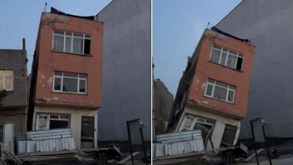 Balıkesir&rsquo;de inşaat kazısı yandaki binayı yıktı: İki katlı bina yana &ccedil;&ouml;kt&uuml;