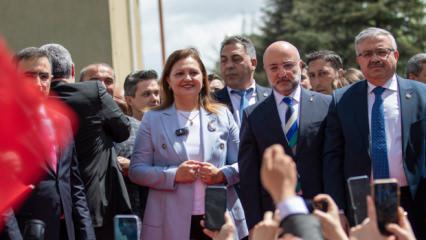 AK Parti'ye ge&ccedil;en Burcu K&ouml;ksal'dan yeni a&ccedil;ıklama