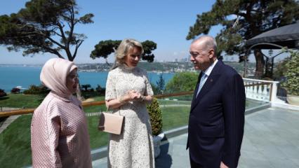 Cumhurbaşkanı Erdoğan, Bel&ccedil;ika Krali&ccedil;esi Mathilde ile bir araya geldi
